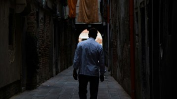 Un aiuto per S. e i suoi bambini: dopo la fuga, il desiderio di ripartire